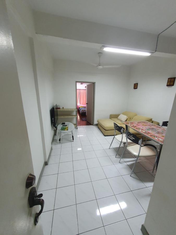 Selesa Hillhomes Golf Resort - P4L1U Bentong Buitenkant foto
