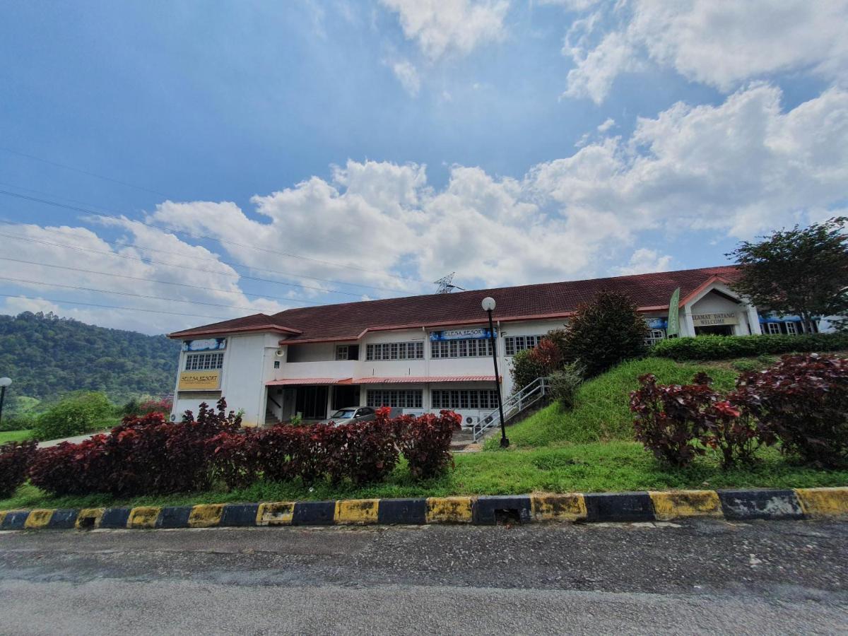Selesa Hillhomes Golf Resort - P4L1U Bentong Buitenkant foto