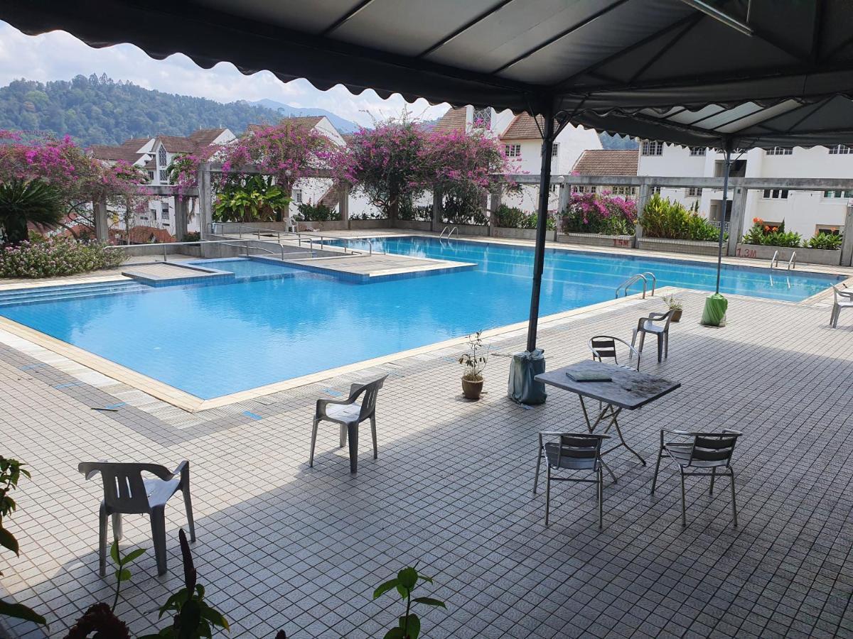 Selesa Hillhomes Golf Resort - P4L1U Bentong Buitenkant foto