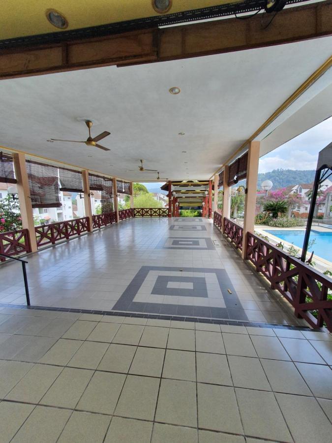 Selesa Hillhomes Golf Resort - P4L1U Bentong Buitenkant foto